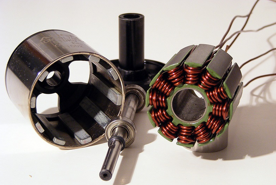 how does drone works - drone inrunner and outrunner motor