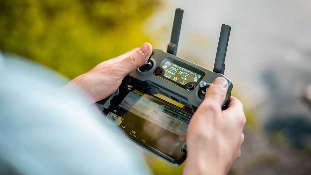 drone-zoom-remote-control-joystick